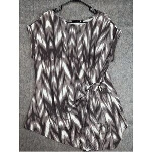 FYLO Asymmetrical Blouse Women's 2XL White Gray Abstract Print Round Neck Top